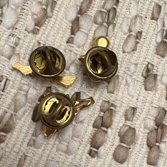 Vintage Pin Set - Picture 3 of 4